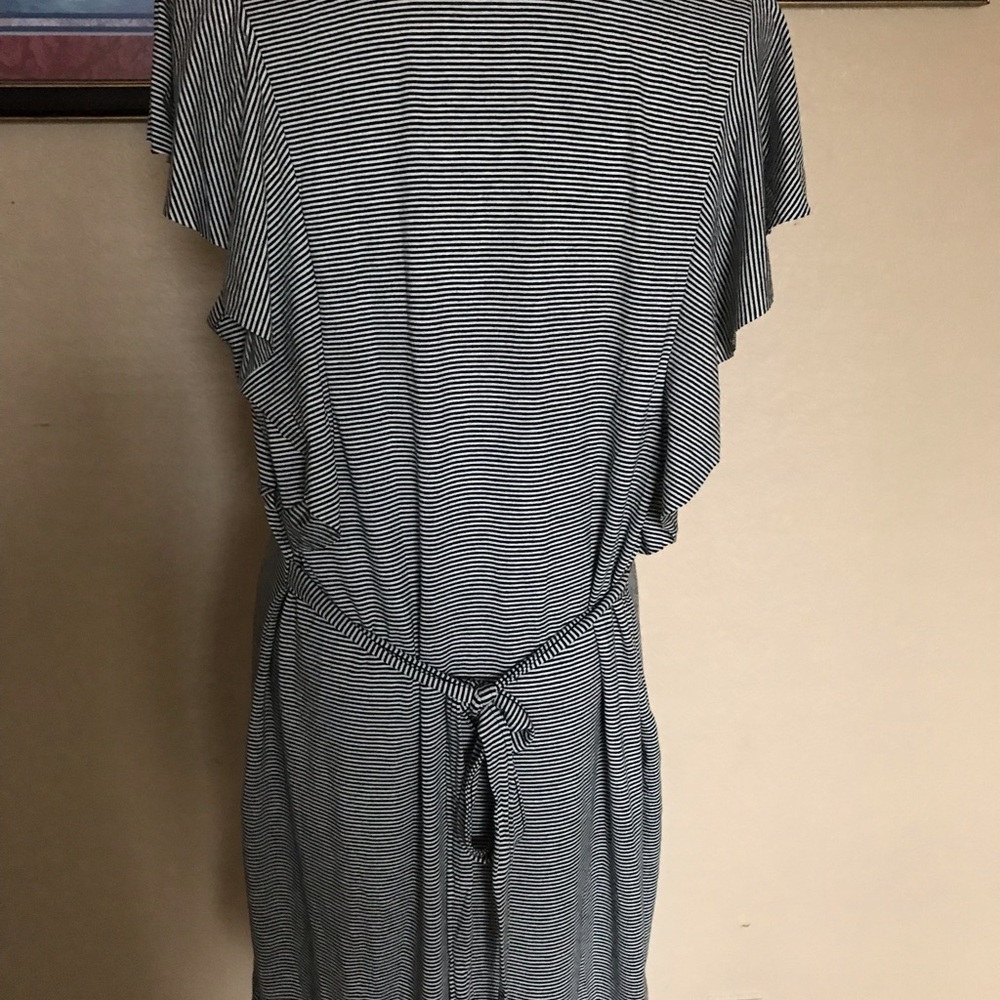 Dress-SOLD - Picture 2 of 4